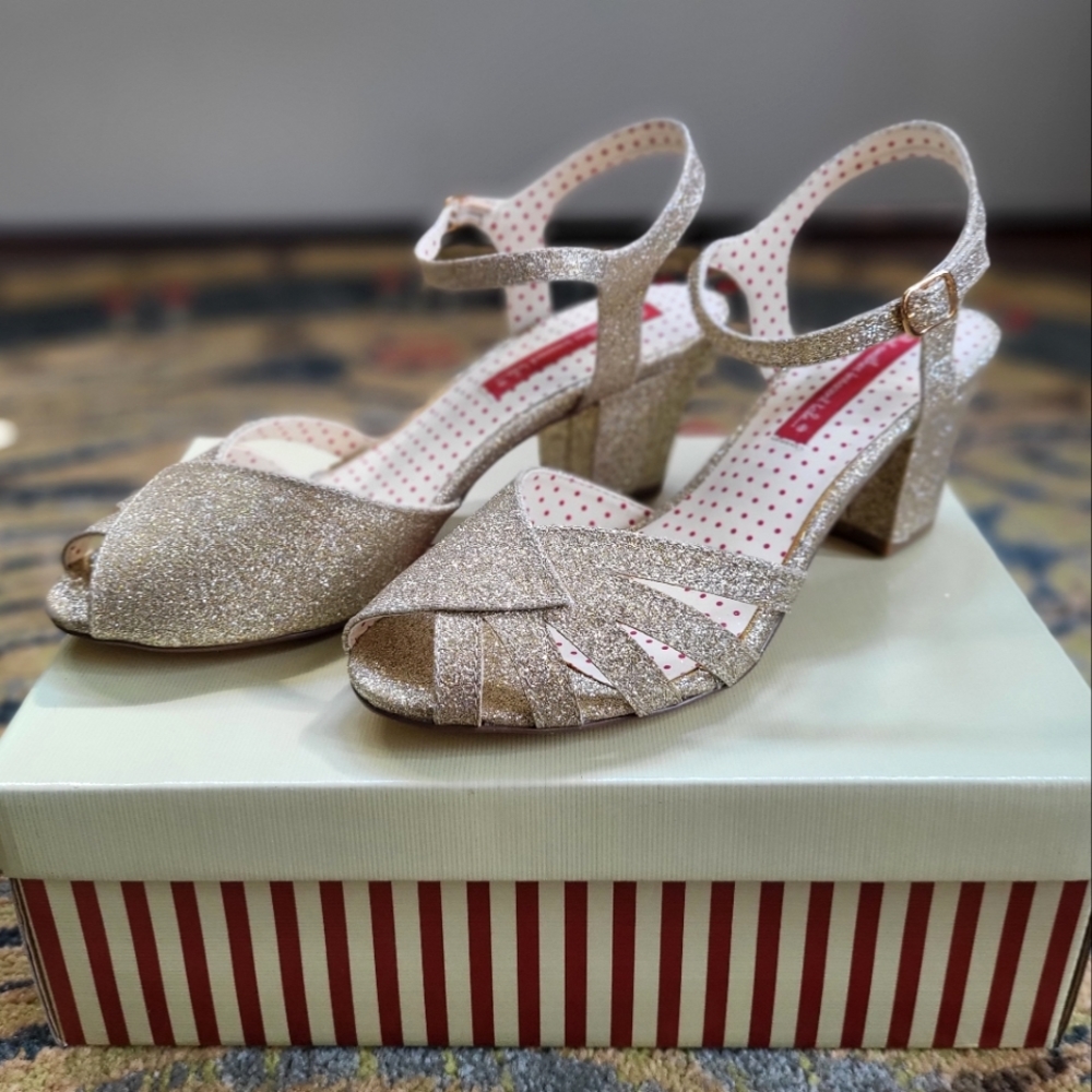 BAIT But Another Innocent Tale Sparkly Gold 1940s Retro Cocktail Heel Modcloth